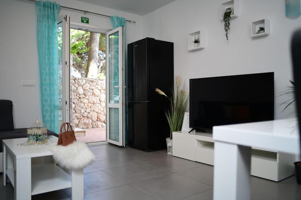 Wave N' Sea Apartment With A Private Pool Dubrovnik Exterior foto