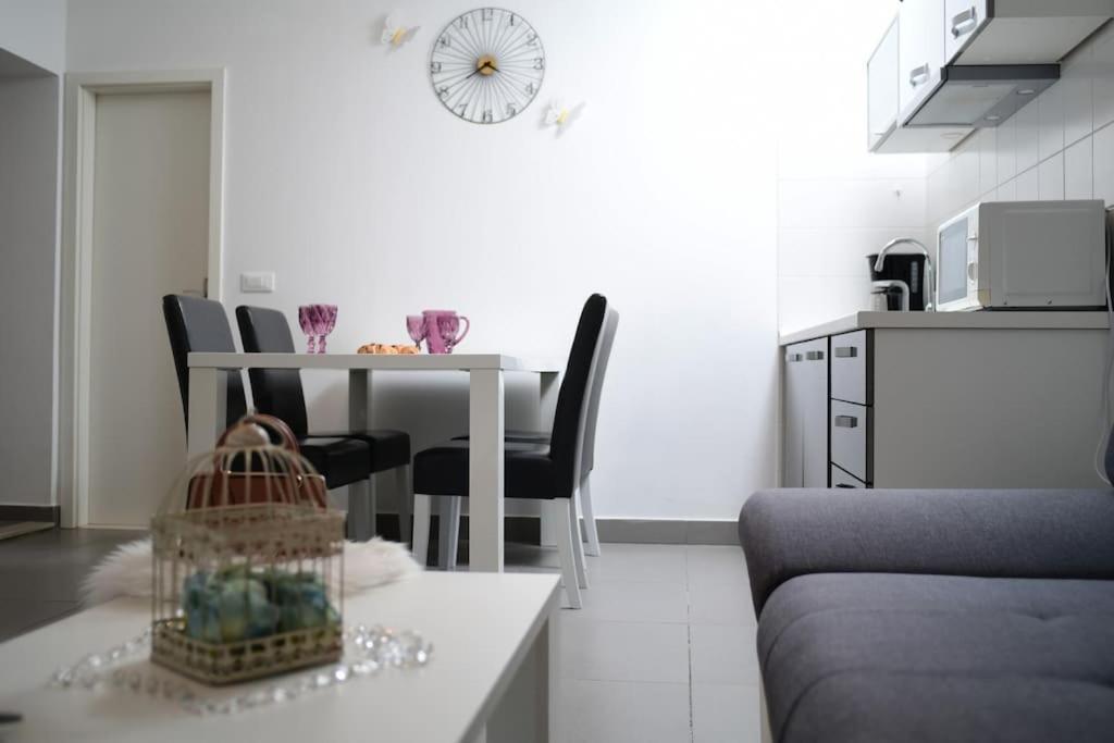 Wave N' Sea Apartment With A Private Pool Dubrovnik Exterior foto